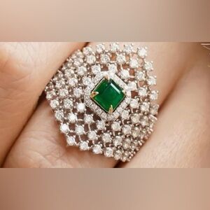 Cute Neiman Marcus Sterling  18KT Huge White topaz Emerald Wide cocktail ring 8